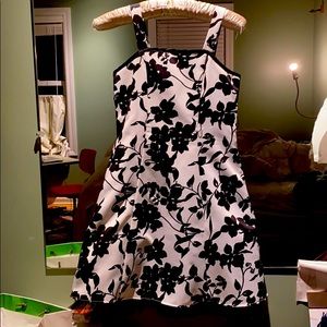 Satin-y black and white lined dress with tulle